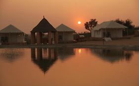 Clarks Exotica Luxury Tents, Dechu